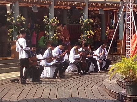 Keroncong Bandar Djakarta Memikat pengunjung