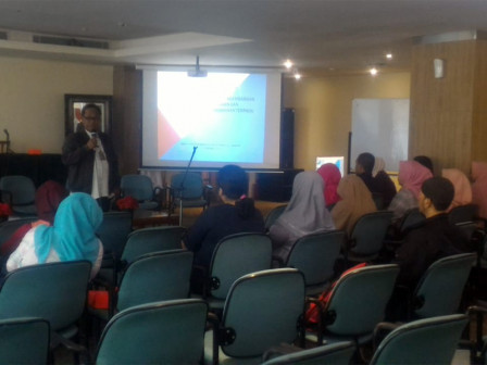 100 Peserta PKT Ikuti Forum Diskusi Pengembangan Kewirausahaan