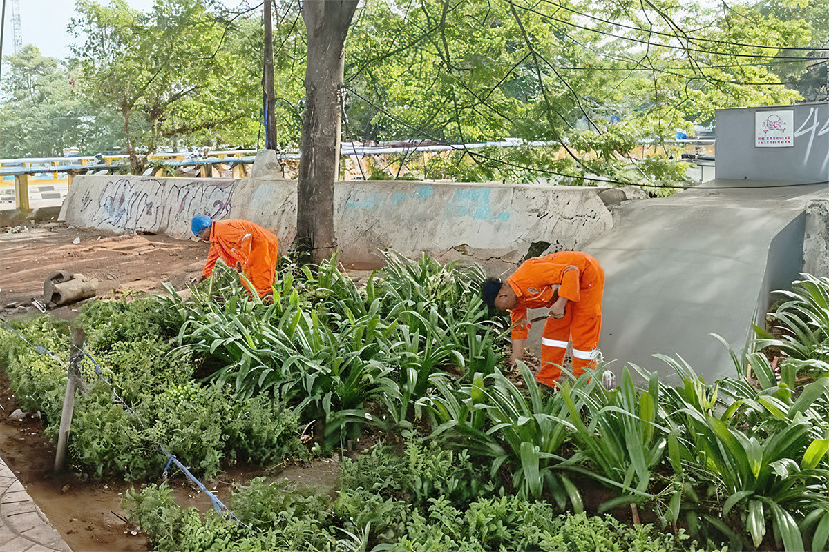 PPSU Rawa Badak Selatan percantik Taman Tablo