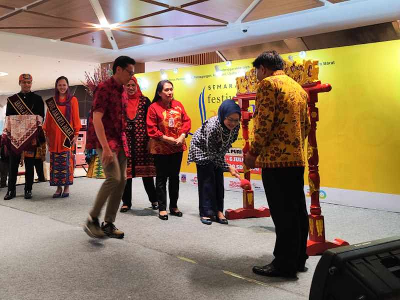 Semarak Bazar Gelar Produk Dekranasda Event FJGS Jakbar Resmi Dibuka 