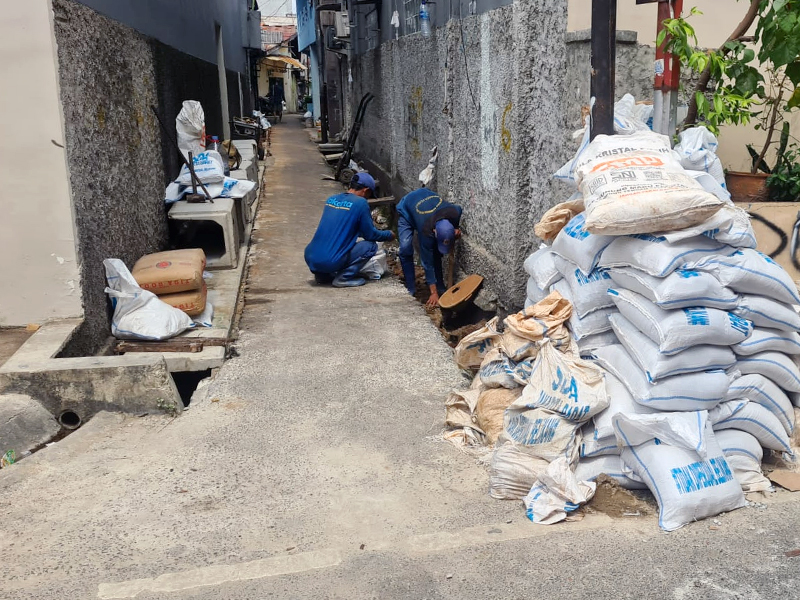  Saluran Air di Pemukiman Warga Kebon Pala 3 Dinormalisasi