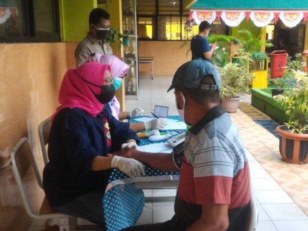 Vaksinasi Warga di Kelurahan Pondok Pinang Capai 61,5 Persen 