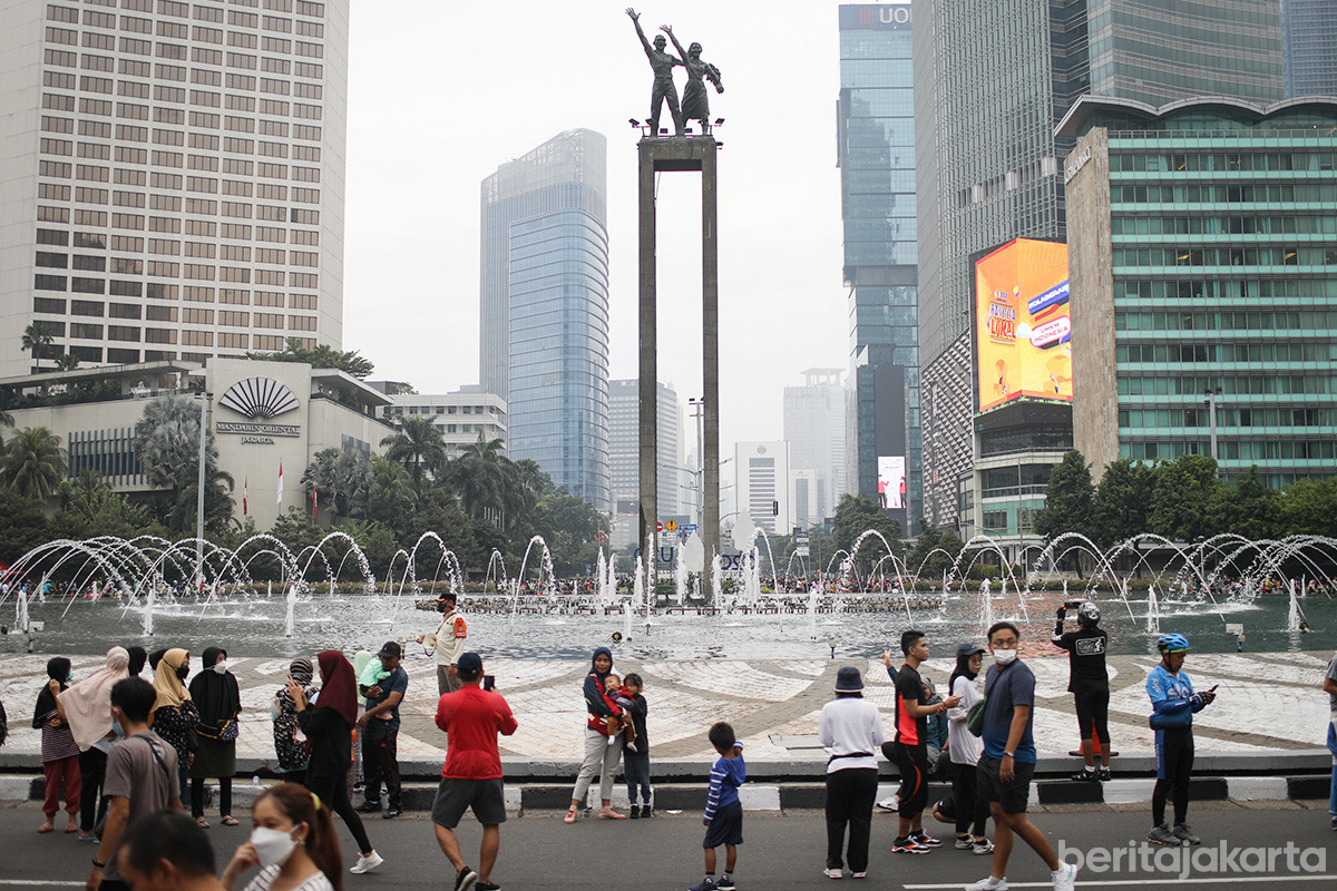 Suasana  kegiatan Hari Bebas Kendaraan Bermotor atau Car Free Day di Bundaran HI