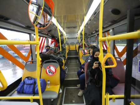 Bus Listrik Transjakarta Diapresiasi Warga