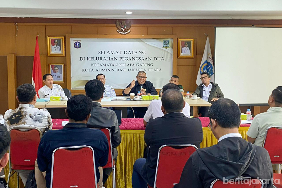 Pemkot Jakut Dorong Musyawarah Soal Antena Penguat Sinyal di Pegangsaan Dua 