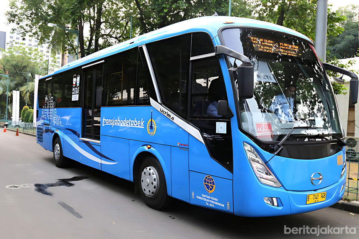 Armada bus transjabodetabek