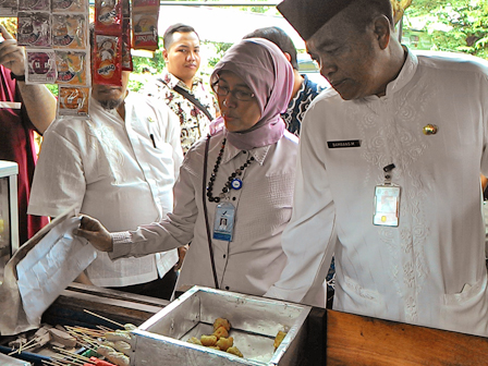 Makanan Mengandung Boraks Ditemukan di Kantin Sekolah