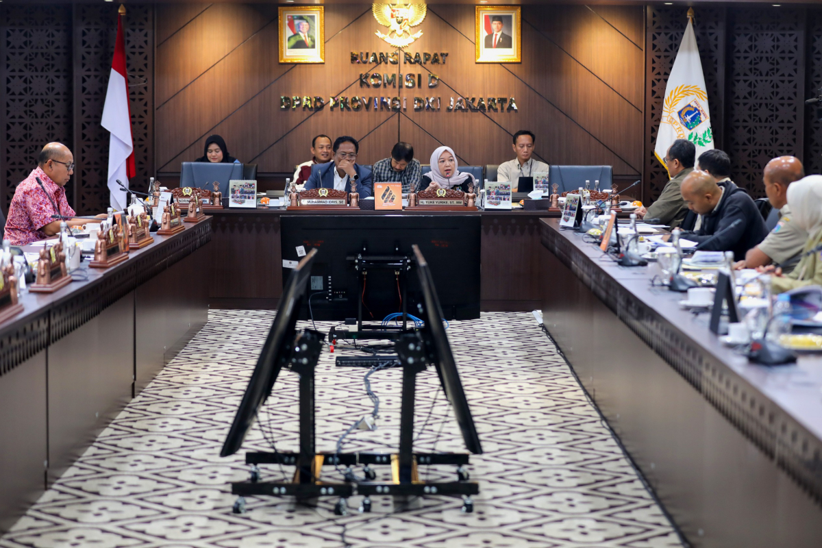 Komisi D DPRD DKI Jakarta saat rapat kerja monitoring dan evaluasi dengan eksekutif