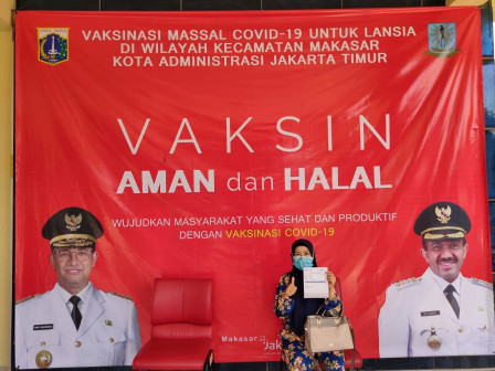Kecamatan Makasar Siapkan Photo Booth Vaksin Bagi Warga