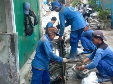 Saluran di Bungur Besar VII Dinormalisasi