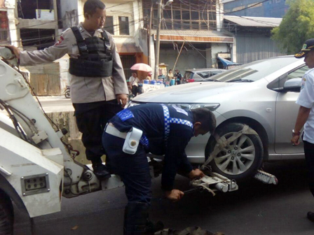 Melanggar, 61 Kendaraan Ditertibkan di Perniagaan Tambora