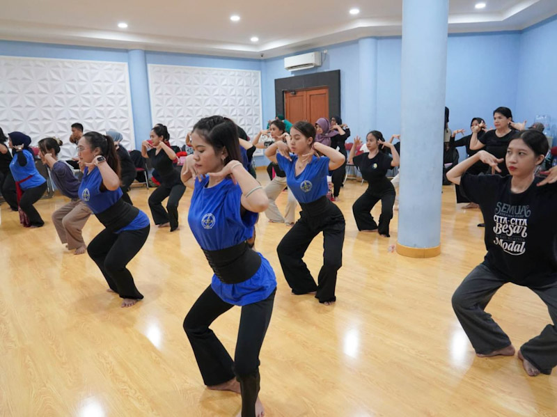 30 Pelatih Sanggar Tari di Jaksel Ikuti Pelatihan Seni Tari Nusantara 