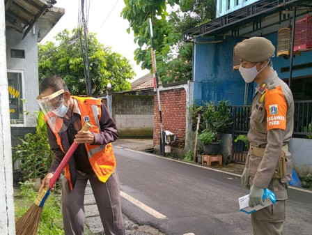 30 Pelanggar PSBB di Cipayung Disanksi