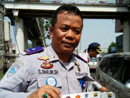 Parkir Liar di Kolong Tol Becakayu, 21 Kendaraan Ditindak