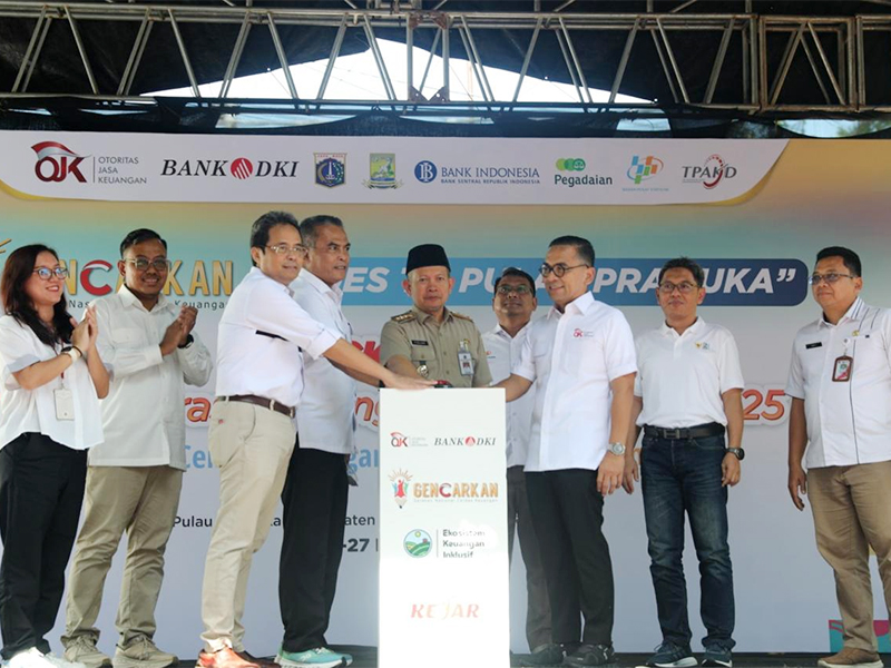  Bupati Buka Kick Off Bulan Literasi Keuangan di Pulau Pramuka