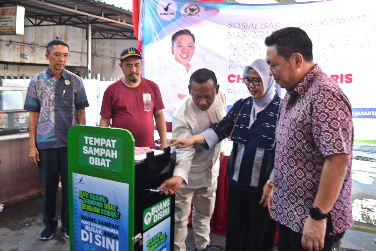 Warga Pejagalan Dikampanyekan membuang Sampah Obat dengan Benar