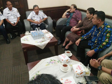 Rombongan DPRD Sambangi Kantor Walikota Jakpus