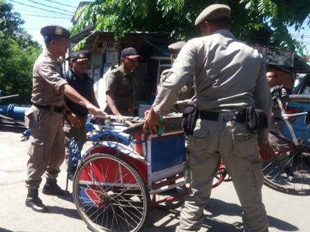  26 Becak Terjaring Razia di Jakut