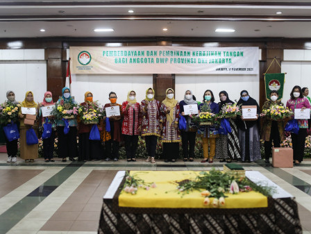 Ini Pemenang Lomba Merangkai Bunga DWP Provinsi DKI Jakarta