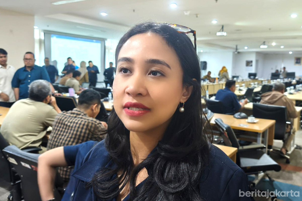 DPRD DKI Jakarta, Farah Savira 