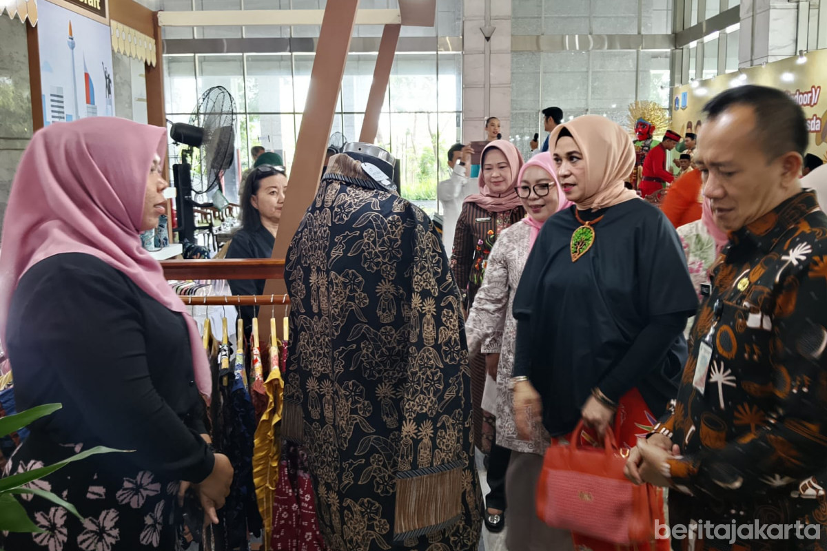  20 UMKM Ramaikan Bazar dan Gelar Produk Dekranasda di Jaktim 