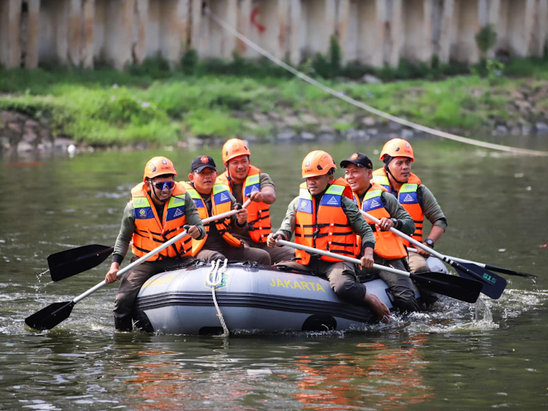 Satpol PP Jakpus Gelar Lomba Dayung Meriahkan HUT Kemerdekaan RI