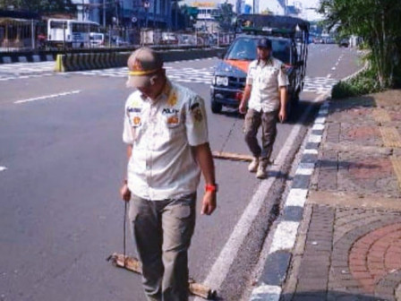 50 Gram Ranjau Paku Berhasil Diamankan di Jalan Gunung Sahari Raya