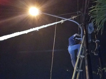 Pemasangan Lampu di Kalimalang Terkendala Jaringan