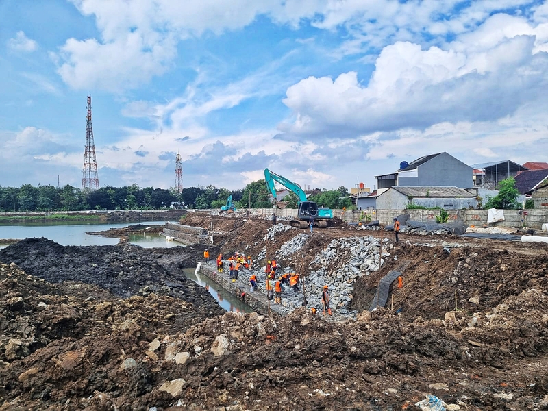 https://multimedia.beritajakarta.id/photo/2014_508c75c8507a2ae5223dfd2faeb98122/Waduk Giri Kencana Cilangkap Mulai Direvitalisasi