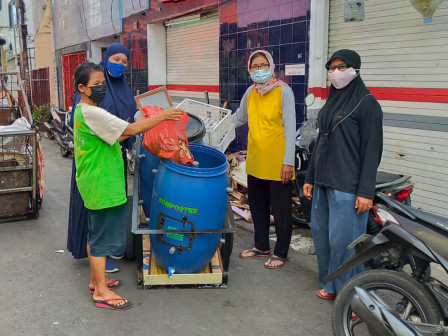Dinas LH Masifkan Sosialisasi Pemilahan dan Pengangkutan Sampah Terjadwal Bagi Warga 