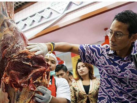  Wagub Kunjungi Showcase Daging Segar di Cakung