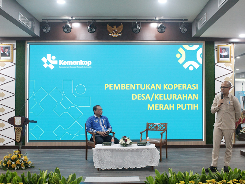  Dinas PPKUKM Sosialisasikan Percepatan Pembentukan Koperasi Desa/Kelurahan Merah Putih