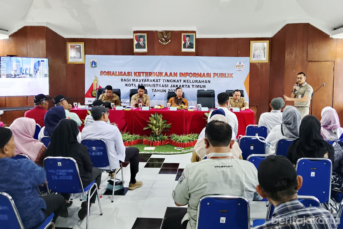 Sosialisasi Keterbukaan Informasi Publik di Pisangan