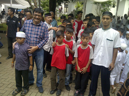  Wagub dan Angoota HDCI Buka Puasa Bersama Anak Panti