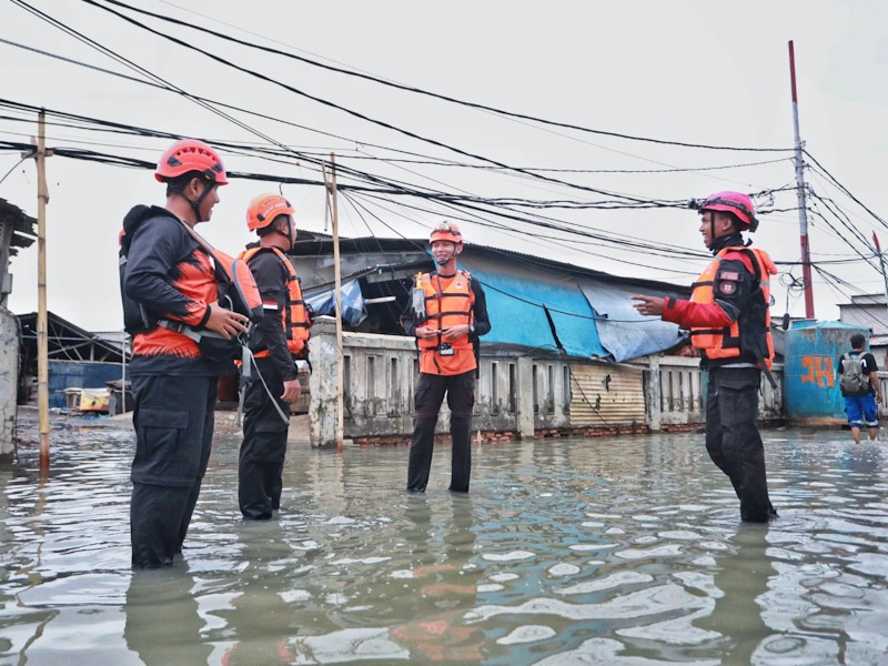 Warga Pesisir Jakarta Diminta Waspada Rob Beberapa Hari ke Depan