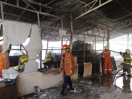  Kebakaran Gudang Sekolah di Kebagusan Dipadamkan Sudin Gulkarmat Jaksel