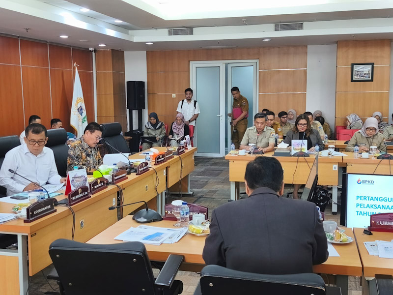 Komisi A Bahas Kinerja Keuangan Pemprov DKI dalam Rapat P2APBD 2024 
