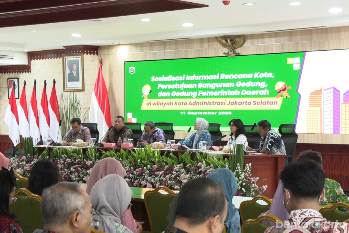 Jajaran Pemkot Jaksel mengikuti sosialisasi IRK dan PBG Tahun 2025