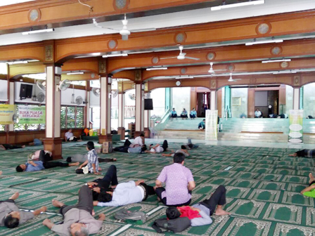 Masjid Agung Sunda Kelapa Sediakan 1.250 Nasi Kotak Selama Ramadan