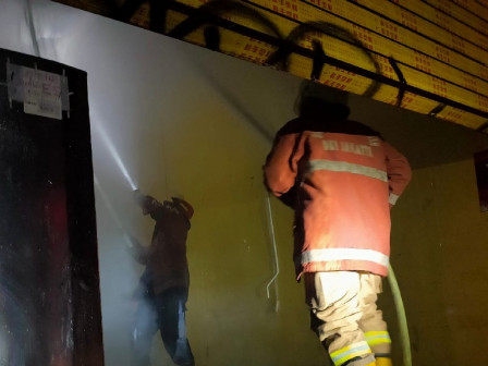 Satu Kios Sembako ludes Terbakar di Pasar Minggu