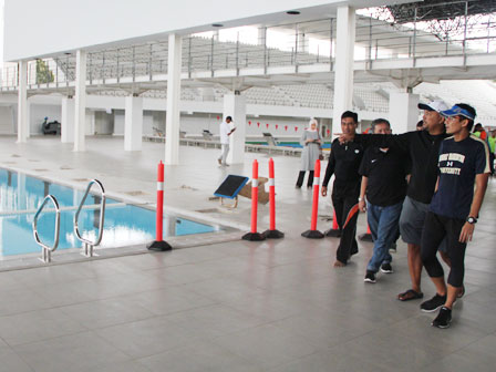  Sandiaga Tinjau Kesiapan Venue Aquatic di GBK 