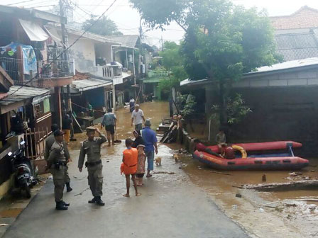 Seluruh Komponen Diminta Bersinergi Membantu Pengamanan Wilayah Saat Banjir