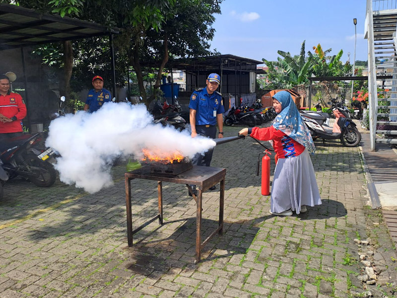 Gulkarmat Jaktim Bentuk MKKG di BBPOM di Jakarta 