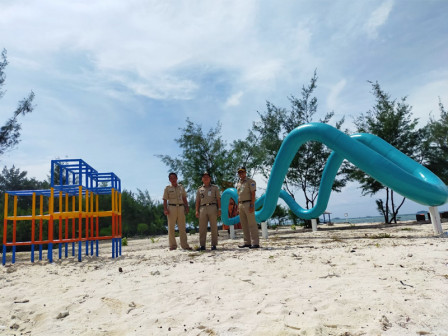Pulau Karya Dilengkapi Dengan Wahana Bermain Untuk Anak