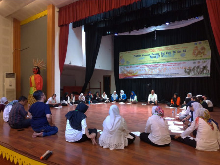  Pelatihan Kesenian Untuk Guru TK dan SD di Gelar di PPSB Jakarta Barat