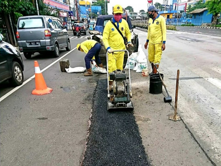 Sudin Bina Marga Jakpus Perbaiki 655 Titik Jalan Berlubang