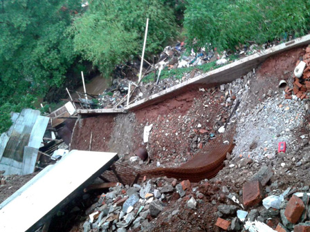 Musibah Tanah Longsor di Pondok Pinang Telan Satu Nyawa