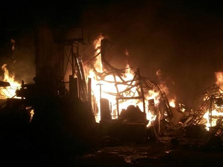 Usaha Furniture di Kembangan Bernilai Miliaran Ludes Terbakar 