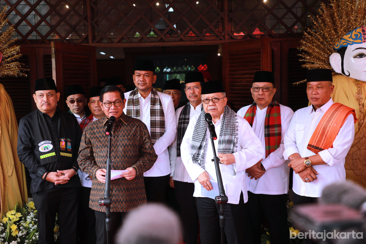 Pramono memberi keterangan pers terkait hasil Kongres Istimewa Kaum Betawi 2025