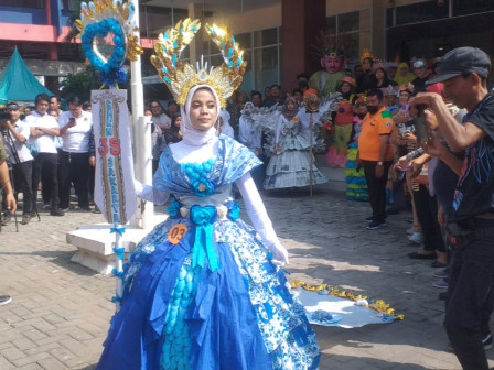 20 Peserta Ikuti Lomba Fashion Show di Taman Sari